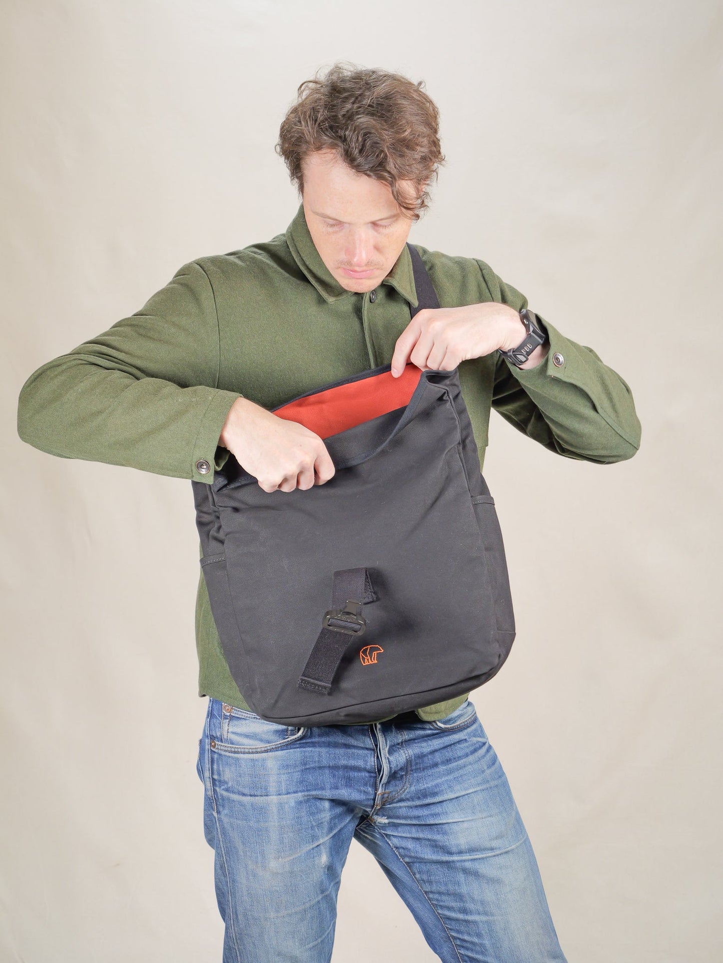 Angram Messenger 12L - Wildish - Made in Britain - Messenger Bag