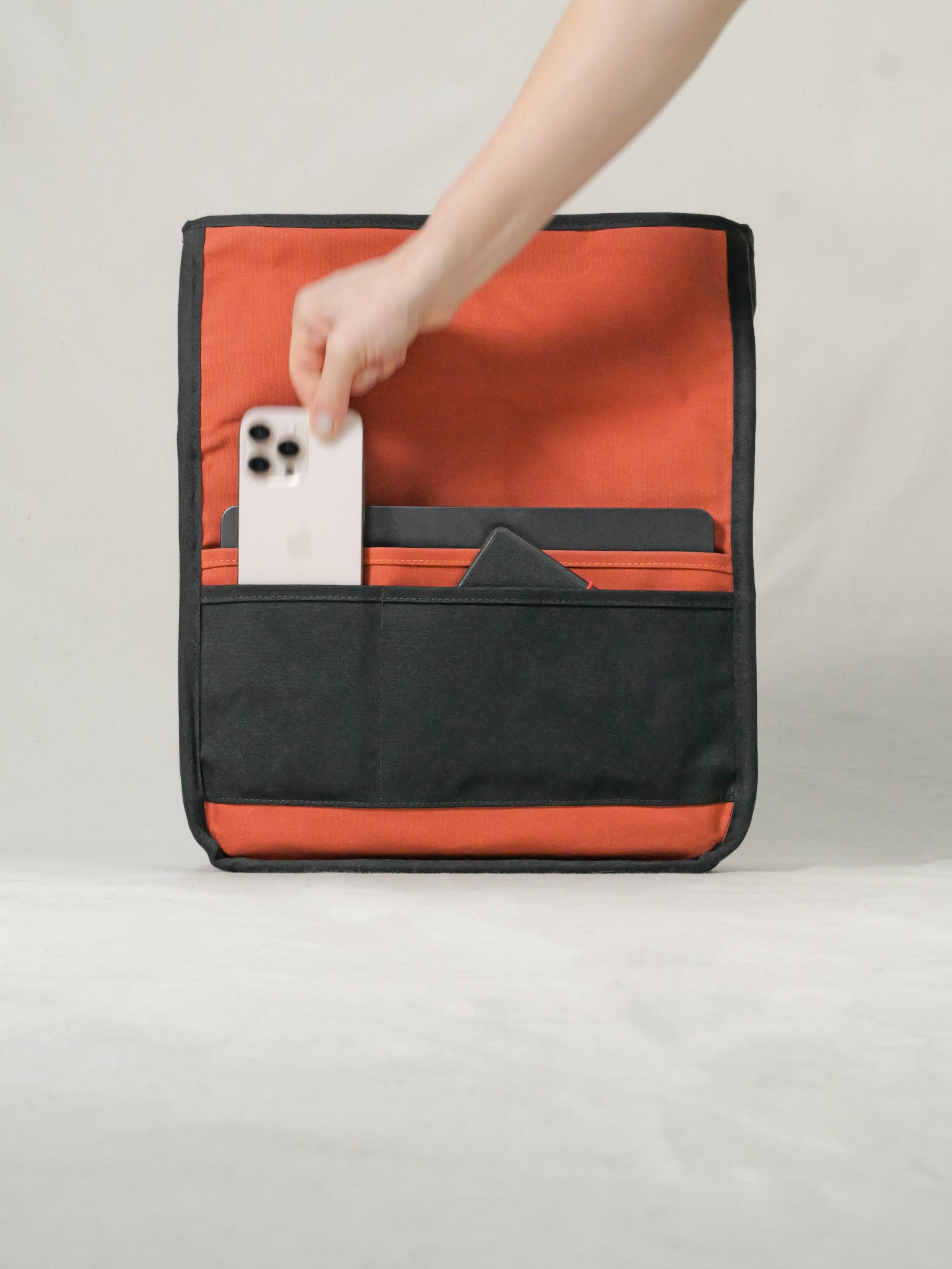 Angram Messenger 12L - Wildish - Made in Britain - Messenger Bag