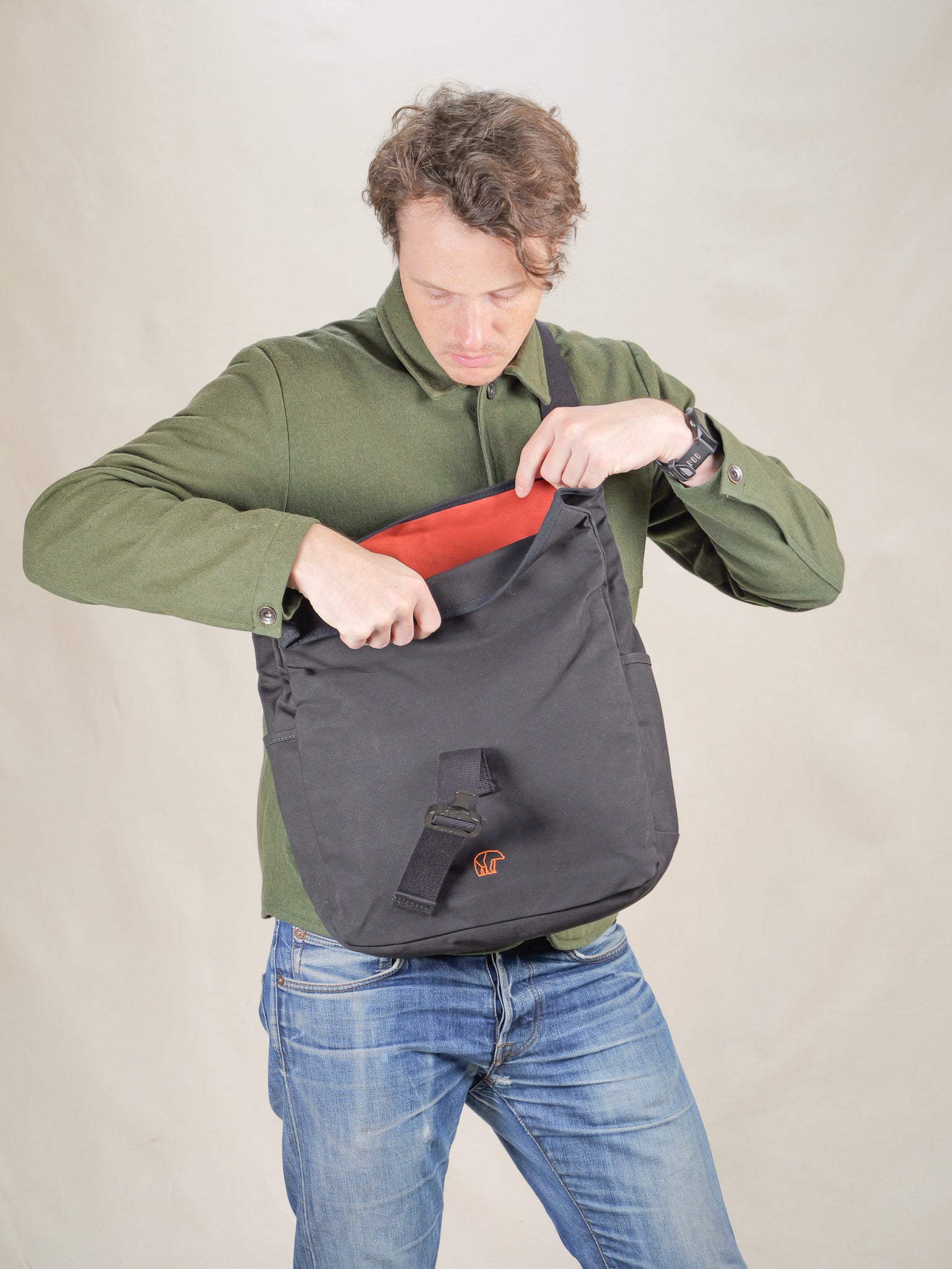 Angram Messenger 12L - Wildish - Made in Britain - Messenger Bag