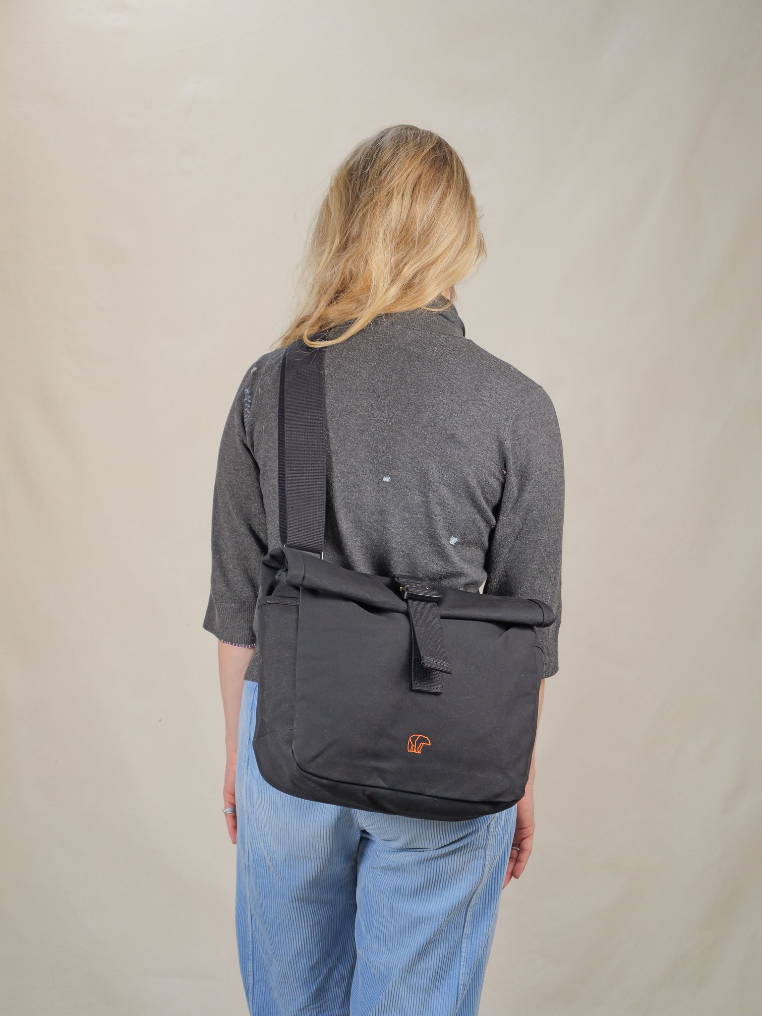 Angram Messenger 12L - Wildish - Made in Britain - Messenger Bag