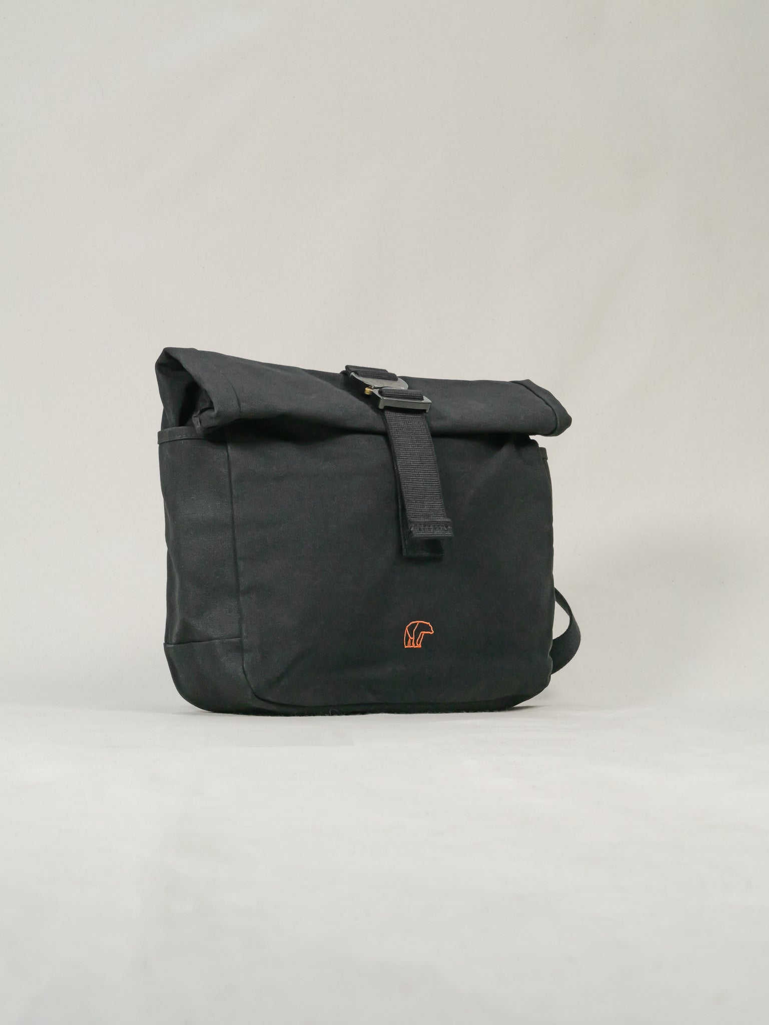 Angram Messenger 12L - Wildish - Made in Britain - Messenger Bag