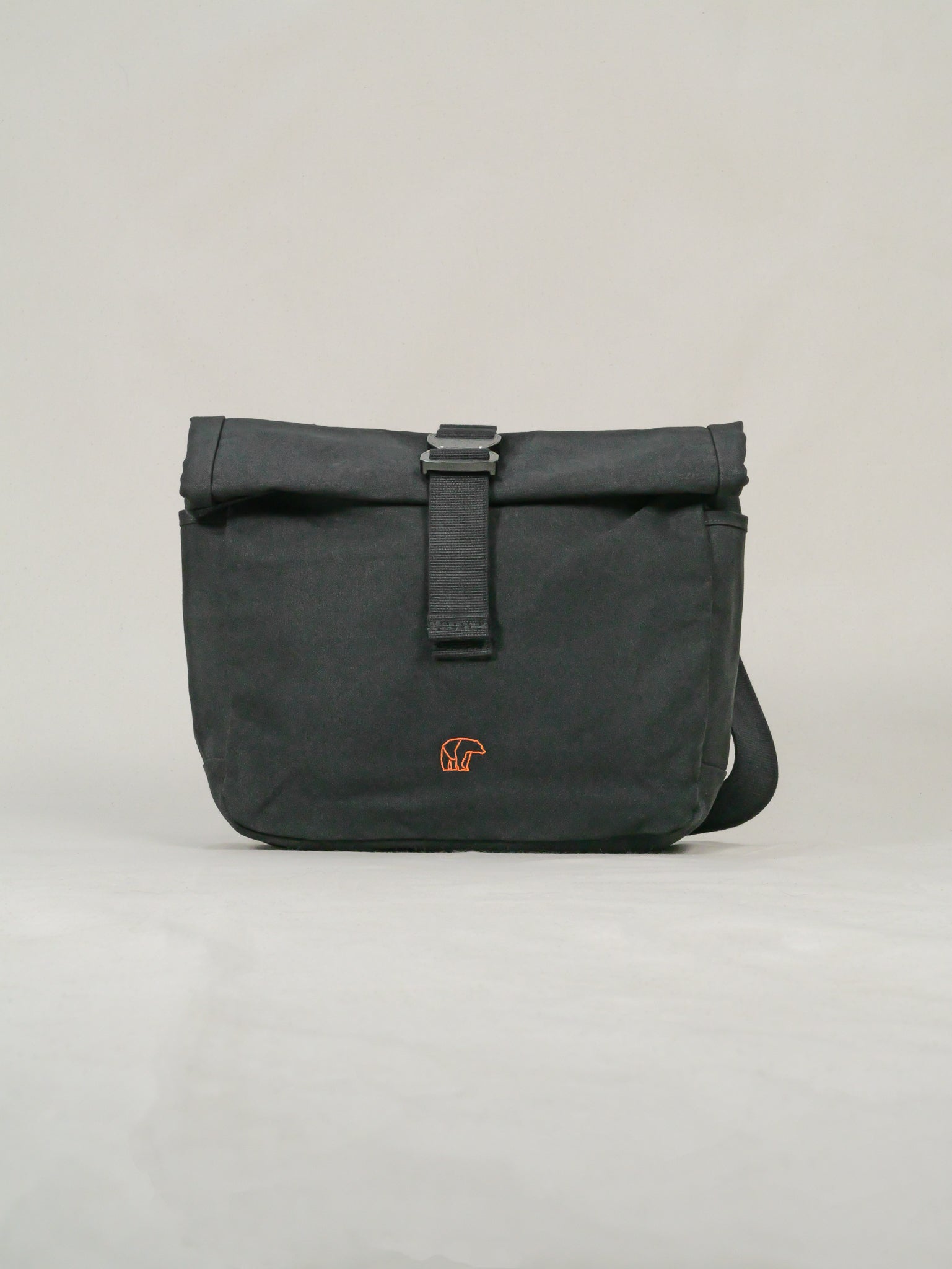 Angram Messenger Bag 12L - Black
